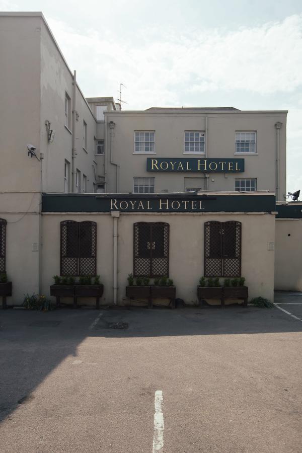 Royal Hotel, Bar & Grill Purfleet Exterior foto